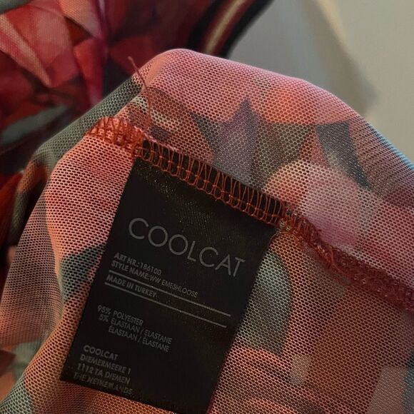 CoolCat Sheer Floral Mesh Top - Size XS - Picture 6 of 6